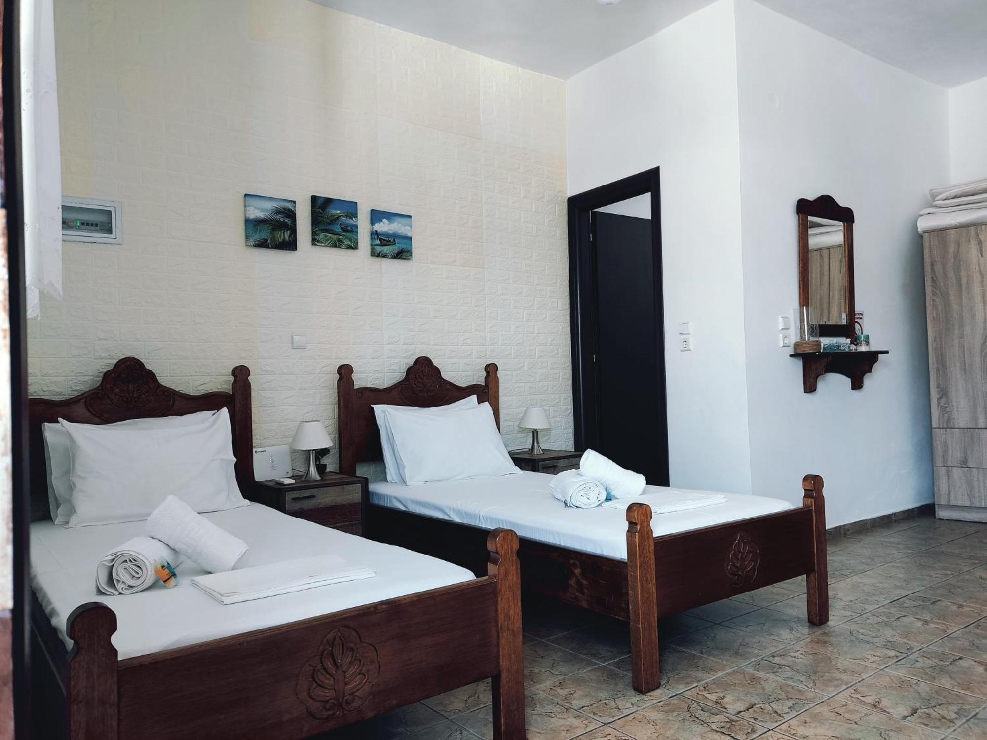 Apartment Orantes Maris Luxury Katapola